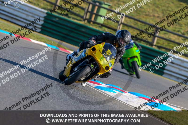 PJM Wedding Photography;enduro digital images;event digital images;eventdigitalimages;mallory park;mallory park photographs;mallory park trackday;mallory park trackday photographs;no limits trackdays;peter wileman photography;racing digital images;trackday digital images;trackday photos